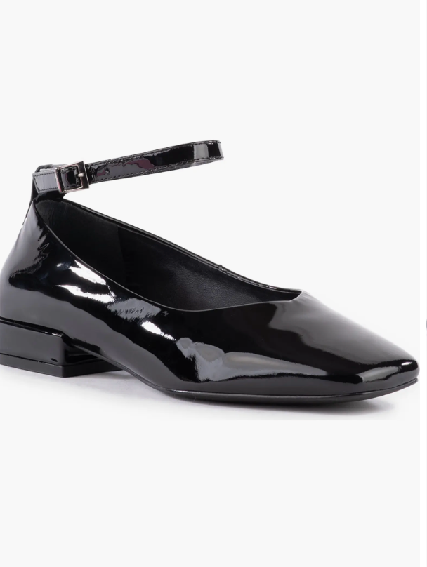 Pumpkin Ankle Strap Square Toe Pump - Black