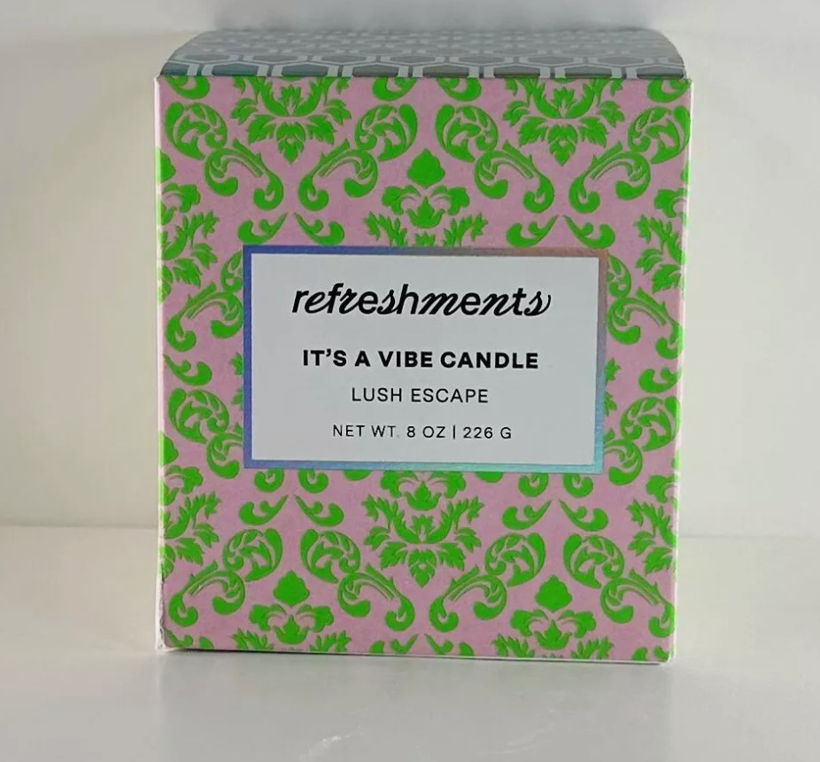 It's A Vibe Lush Escape Scented Candle - 8 oz