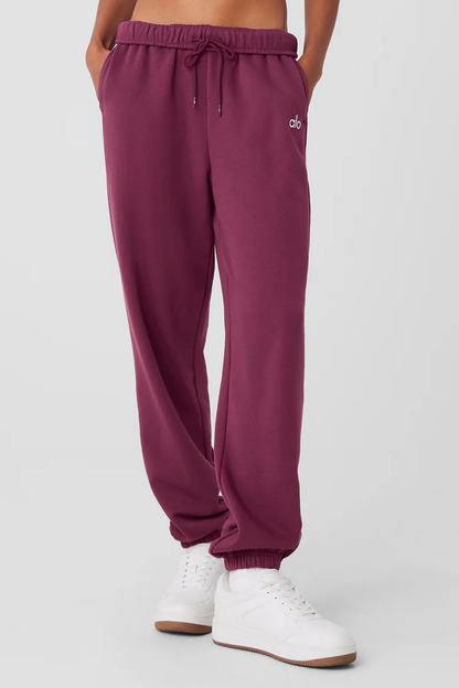 Accolade Sweatpant - Wild Berry